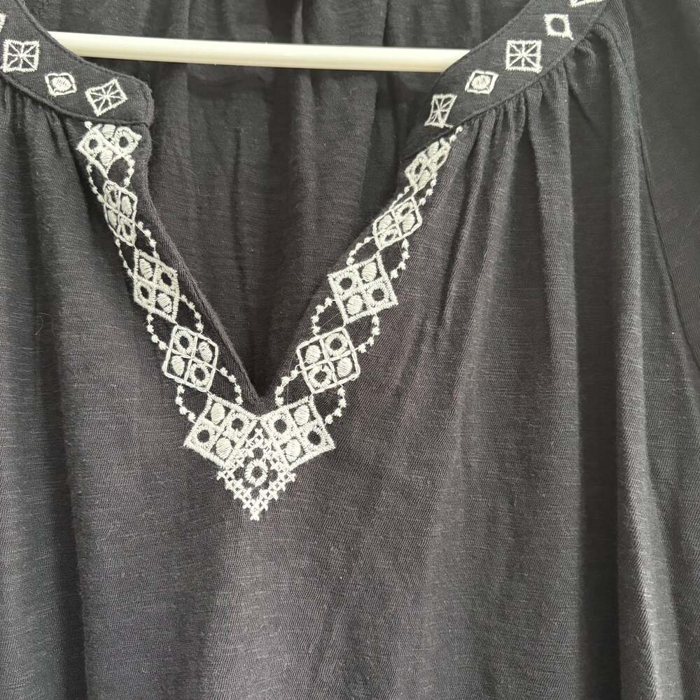 Lucky Brand Embroidered Peasant Top - Picture 3 of 4